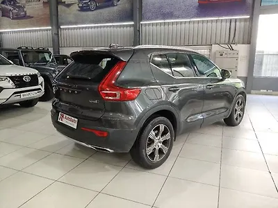 2018 Volvo XC40 D4 R-Design