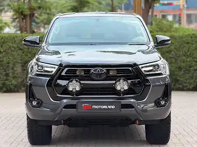 2024 टोयोटा हाइलक्स High Diesel Turbo Automatic 1