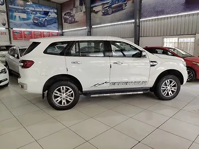 2018 Ford Endeavour Titanium 3.2 4x4 AT