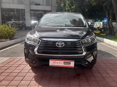 2021 टोयोटा इनोवा क्रिस्टा zx 2.4 एटी 7 सीटर 1