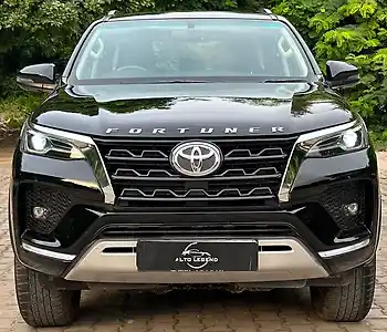 2024 टोयोटा फ़ॉर्च्यूनर 4x2 2WD Petrol 2.7L Automatic 1 2024 टोयोटा फ़ॉर्च्यूनर 4x2 2WD Petrol 2.7L Automatic 1