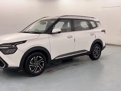 2022 Kia Carens Luxury Plus 1.5 Diesel AT 6 STR 1