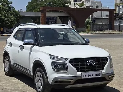 2021 Hyundai Venue S Plus 1.2 Petrol 1