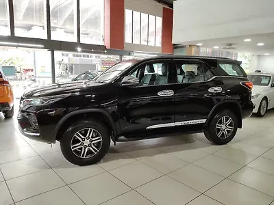 2023 Toyota Fortuner 4x2 2WD Diesel 2.8L Turbo Automatic