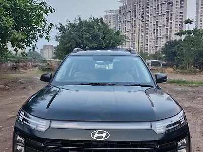 2024 Hyundai Alcazar Signature 1.5 Diesel AT 7STR [2024-2025] 1