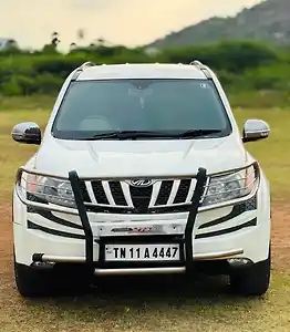 2012 महिंद्रा XUV500 w8 1 2012 महिंद्रा XUV500 w8 1
