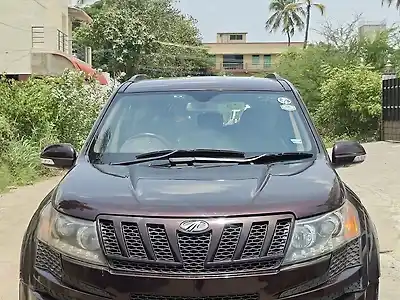 2012 महिंद्रा XUV500 w8 1