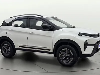 2024 Tata Nexon Creative 1.2 Petrol 7DCA Dual Tone [2023-2025] 1