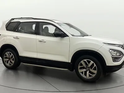 2023 Tata Safari XZA Plus 1