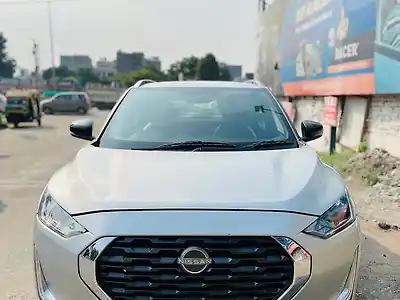 2021 निसान मैग्नाइट xv [2020] 1