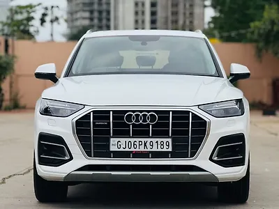 2022 Audi Q5 Technology 45 TFSI [2021-2024] 1