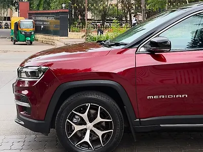 2022 Jeep Meridian Limited (O) 4X2 AT