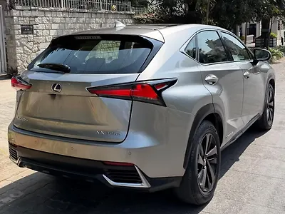 2019 Lexus NX 300h Luxury