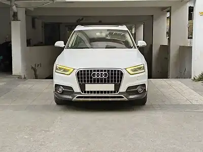 2014 Audi Q3 2.0 TDI quattro Premium Plus 1