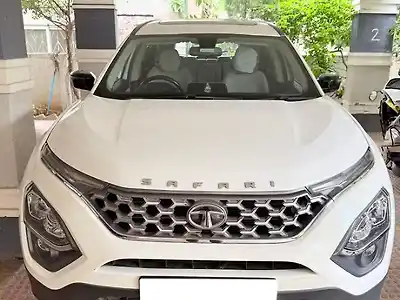 2021 टाटा सफारी xz प्लस 1