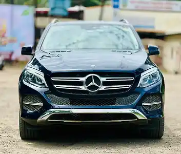 2017 मर्सिडीज़ बेंज़ GLE 250 डी 1 2017 मर्सिडीज़ बेंज़ GLE 250 डी 1