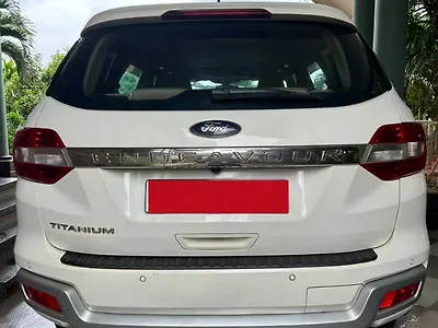 2020 Ford Endeavour Titanium Plus 2.2 4x2 AT