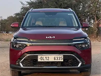 2022 किआ कारेन्स लग्ज़री 1.5 डीज़ल 7 सीटर 1