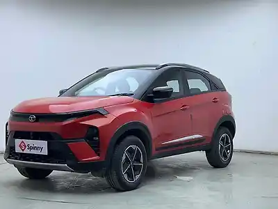 2023 टाटा नेक्सन फ़ीयरलेस प्लस (S) 1.2 पेट्रोल 6 एमटी ड्युअल टोन [2023-2025] 1
