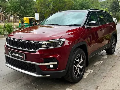 2022 Jeep Meridian Limited (O) 4X2 AT