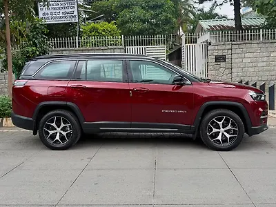 2022 Jeep Meridian Limited (O) 4X2 AT