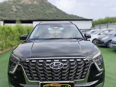 2023 Hyundai Alcazar Signature (O) 6 STR 1.5 Diesel AT 1