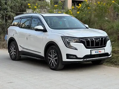 2022 Mahindra XUV700 AX7 Luxury Pack AWD Diesel 2.2L Turbo Automatic 7 STR 1