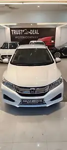 2014 होंडा सिटी SV डीज़ल 1