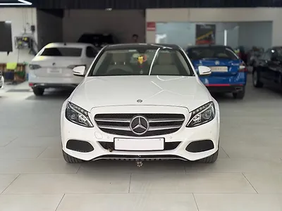 2017 Mercedes-Benz C-Class C 220d 1