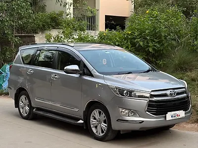 2020 Toyota Innova Crysta 2.4 ZX AT 7 STR 1 2020 Toyota Innova Crysta 2.4 ZX AT 7 STR 1