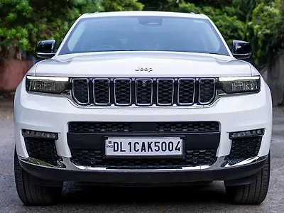 2025 Jeep Cherokee Limited (O) Petrol Turbo Automatic 1