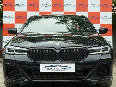 2022 BMW 5-Series 530d M Sport 1