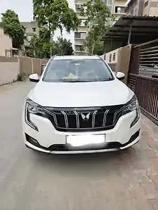 2024 महिंद्रा XUV700 AX7 Luxury Pack 2WD Diesel 2.2L Turbo Manual 7 STR 1 2024 महिंद्रा XUV700 AX7 Luxury Pack 2WD Diesel 2.2L Turbo Manual 7 STR 1