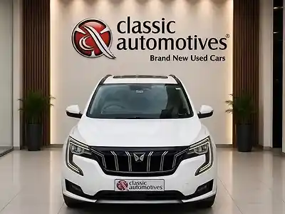 2022 महिंद्रा XUV700 AX7 पेट्रोल एटी 7 सीटर [2023-2024] 1