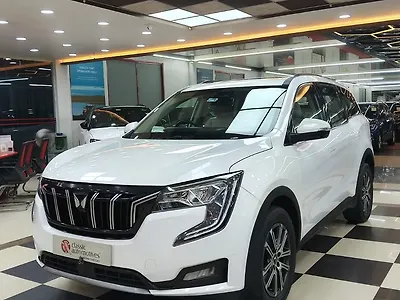 2022 Mahindra Old Generation XUV700 AX 7 Petrol AT 7 STR