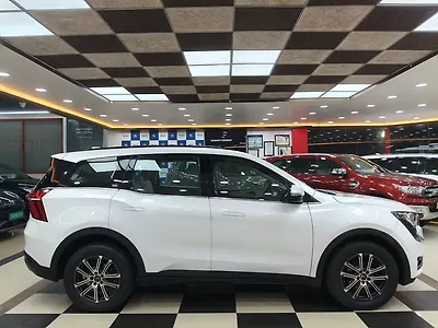2022 Mahindra Old Generation XUV700 AX 7 Petrol AT 7 STR