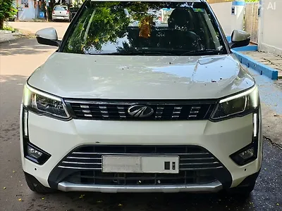 2021 Mahindra XUV300 1.5 W8 AMT 1