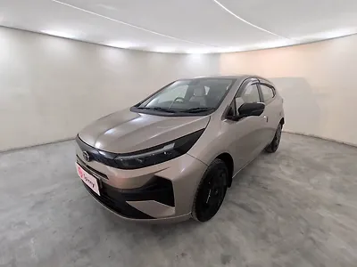 2025 Tata Altroz Creative Petrol 1.2L Automatic (AMT) 1 2025 Tata Altroz Creative Petrol 1.2L Automatic (AMT) 1