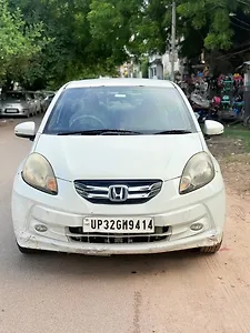 2015 Honda Amaze 1.5 VX i-DTEC 1 2015 Honda Amaze 1.5 VX i-DTEC 1