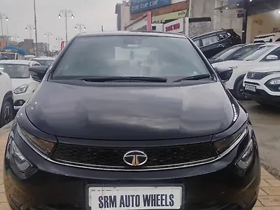 2023 Tata Altroz XZ Plus (S) Dark Edition Diesel 1