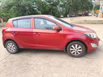 2013 Hyundai i20 Sportz 1.4 CRDI 6 Speed BS-IV 1