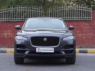 2019 Jaguar F-Pace Prestige 1