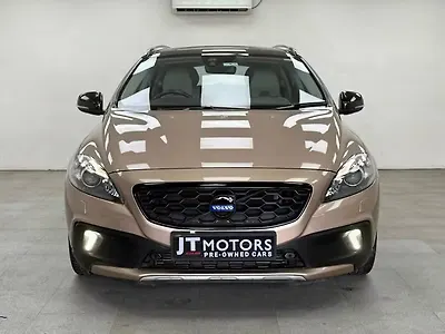 2014 Volvo V40 Cross Country D3 1 2014 Volvo V40 Cross Country D3 1