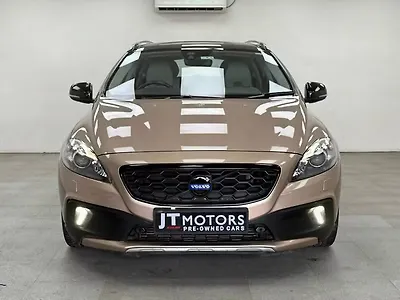 2014 Volvo V40 Cross Country D3 1 2014 Volvo V40 Cross Country D3 1