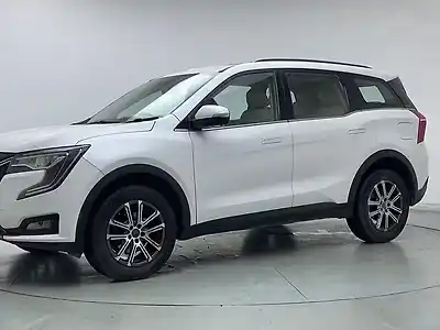 2023 महिंद्रा XUV700 AX 7 पेट्रोल और लग्ज़री पैक 7 सीटर [2021] 1