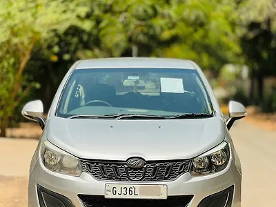 2019 Mahindra Marazzo M6 8 STR 1