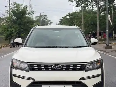 2022 महिंद्रा XUV300 w6 1.5 डीज़ल [2020] 1