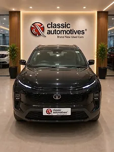 2024 Tata Safari Accomplished Plus 6 STR Dark Edition 1 2024 Tata Safari Accomplished Plus 6 STR Dark Edition 1