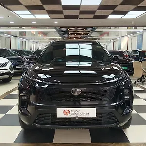 2024 Tata Safari Accomplished Plus 6 STR Dark Edition AT 1 2024 Tata Safari Accomplished Plus 6 STR Dark Edition AT 1