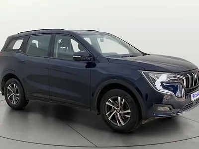 2022 Mahindra XUV700 AX 5 Petrol AT 5 STR [2021] 1